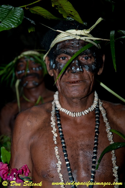 Papua New Guinea 101 - Puri Puri man at Tufi