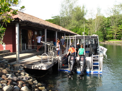 Walindi Dive Resort - Dive Boat