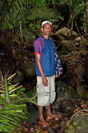 Puri Puri Men of Papua New Guinea - Ramsi Kumi